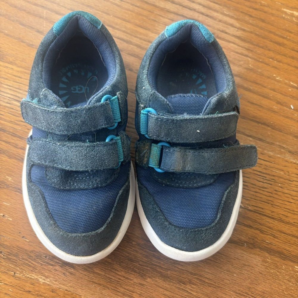 UGG Boy's Tygo Blue Shoes Hook And Loop Sneakers Shoes Blue 8